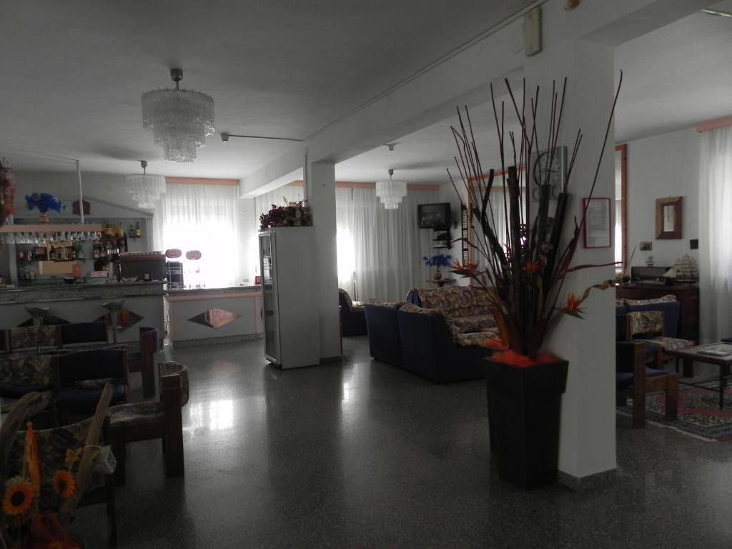Stella Maris Hotel Cervia Exterior photo
